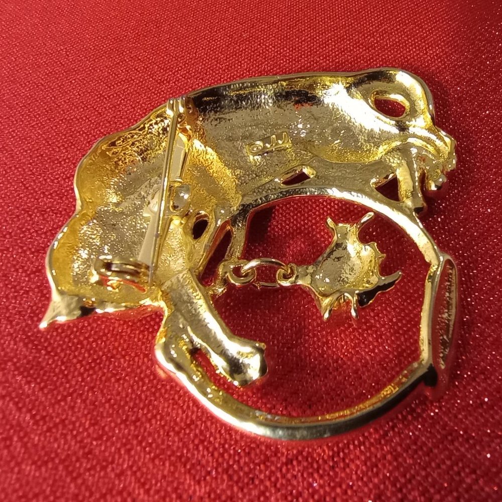 Vintage JJ Cat with paw in fish bowl gold tone brooch pin - Picture 2 of 2